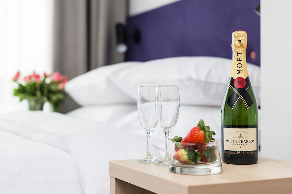 Platinum Hotel&Residence Wilanow ワルシャワ エクステリア 写真
