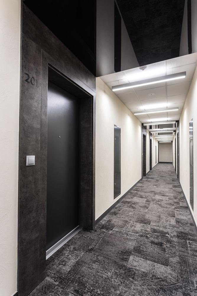 Platinum Hotel&Residence Wilanow ワルシャワ エクステリア 写真