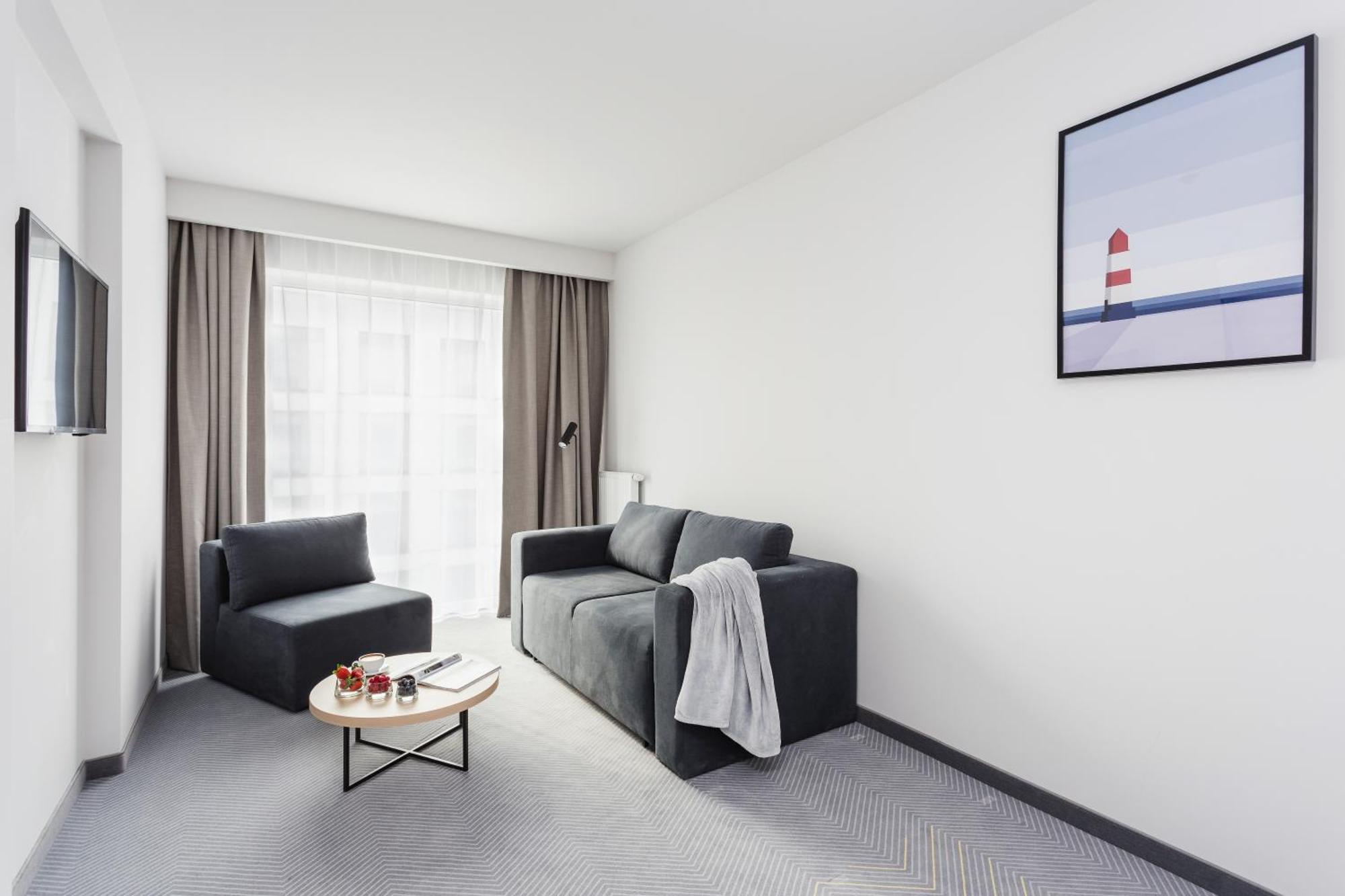 Platinum Hotel&Residence Wilanow ワルシャワ エクステリア 写真