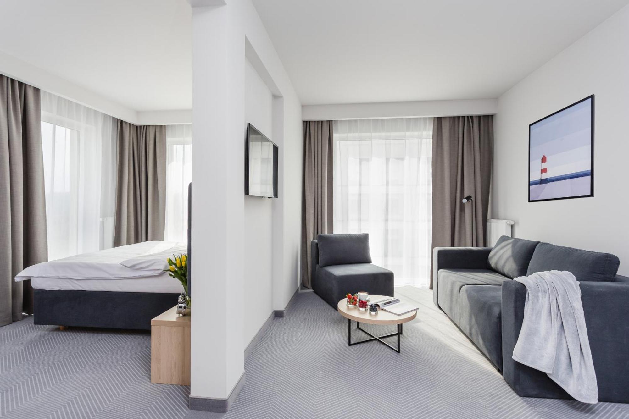 Platinum Hotel&Residence Wilanow ワルシャワ エクステリア 写真